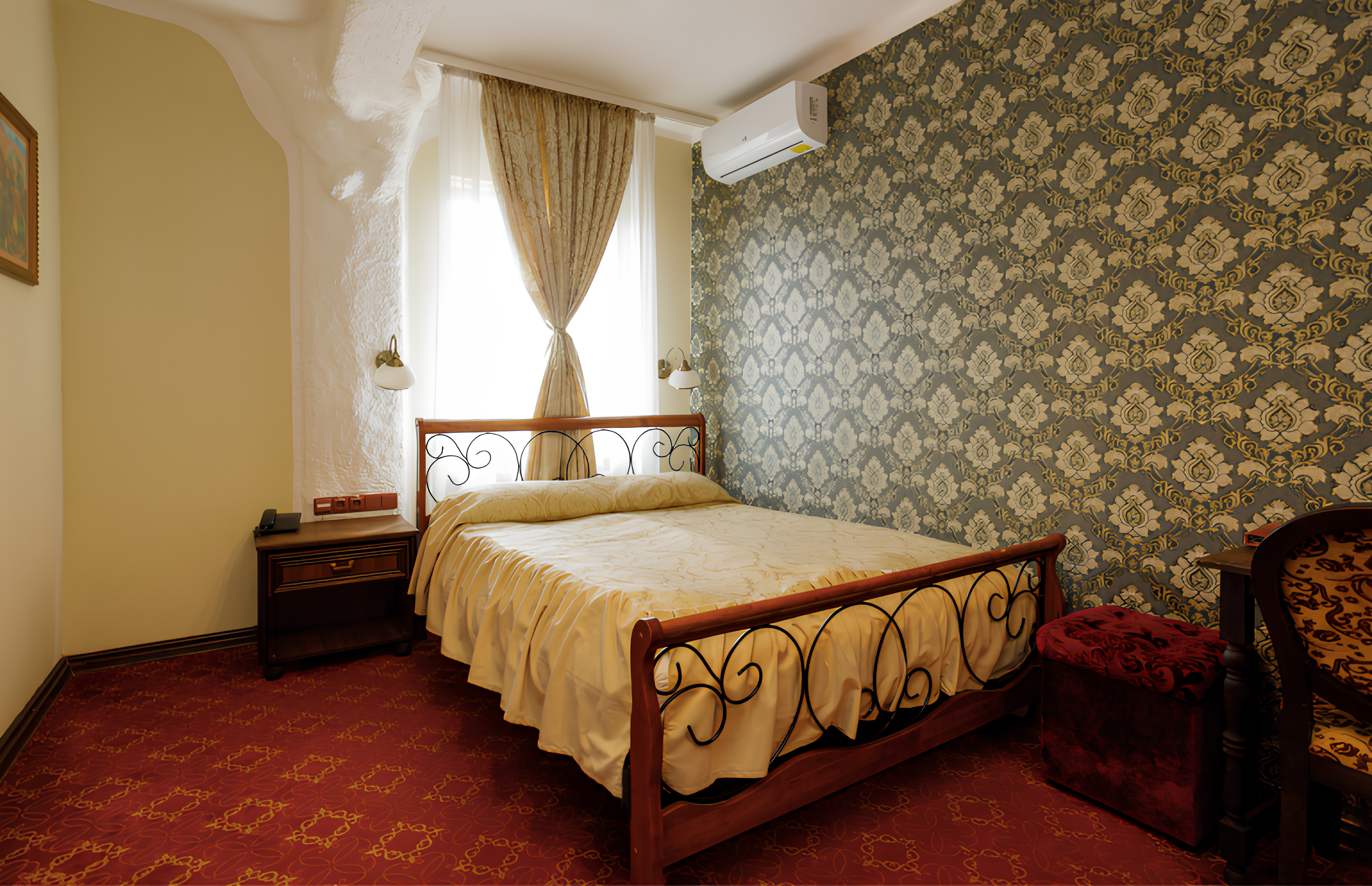 Double standard - room